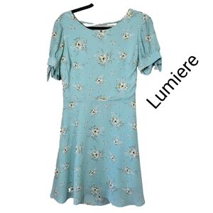 *Lumiere - Women's dress, Size L, Light Blue,  Flower Print, EUC